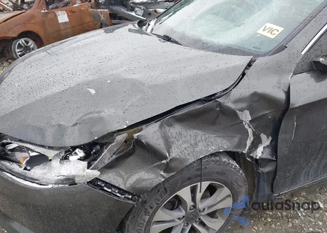 2015 Honda Accord Lx z USA, uszkodzony, nr VIN 1HGCR2F3XFA024021